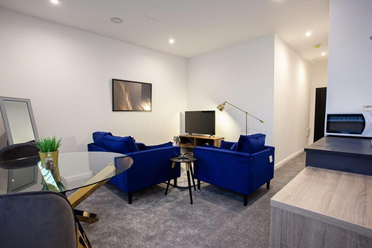 Lovely Open Plan 1 Bedroom Apartment in Bolton Buitenkant foto